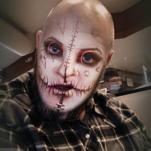 Meet your Posher, Christopher